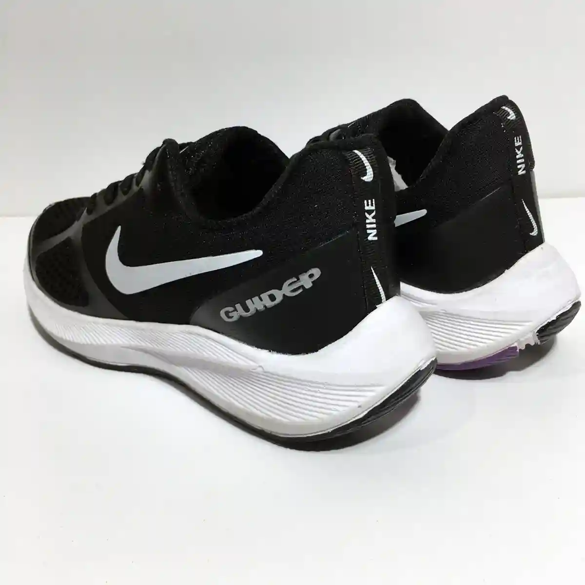 کتونی مردانه نایک گاید مشکی سفید / NIKE guide